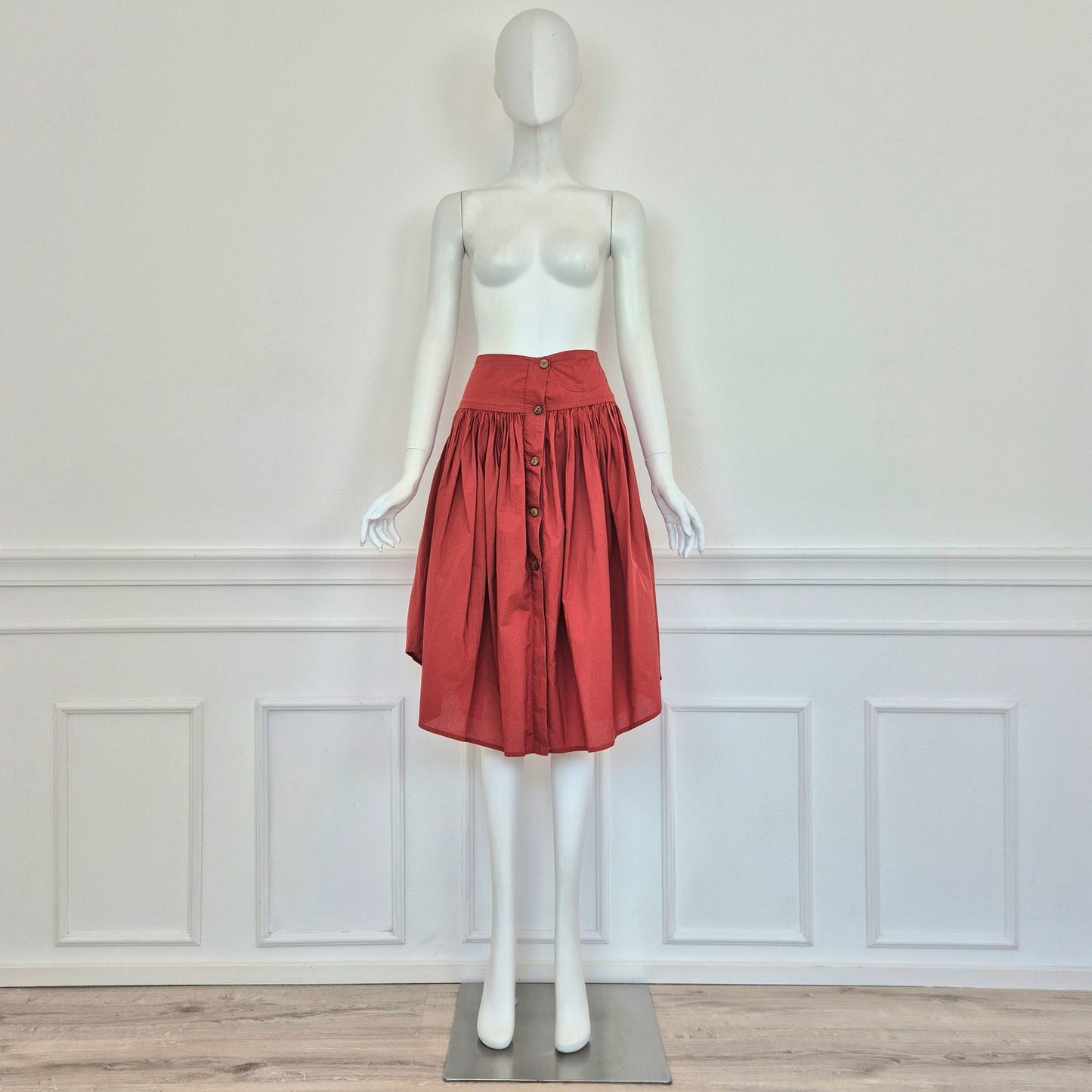 Romeo Gigli | Gonna rossa bottoni legno