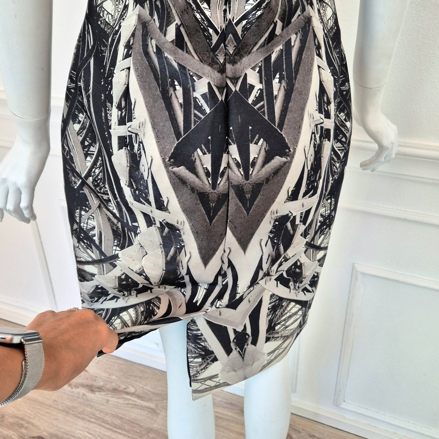 Alexander McQueen | Abito Eiffel Tower print SS 2009