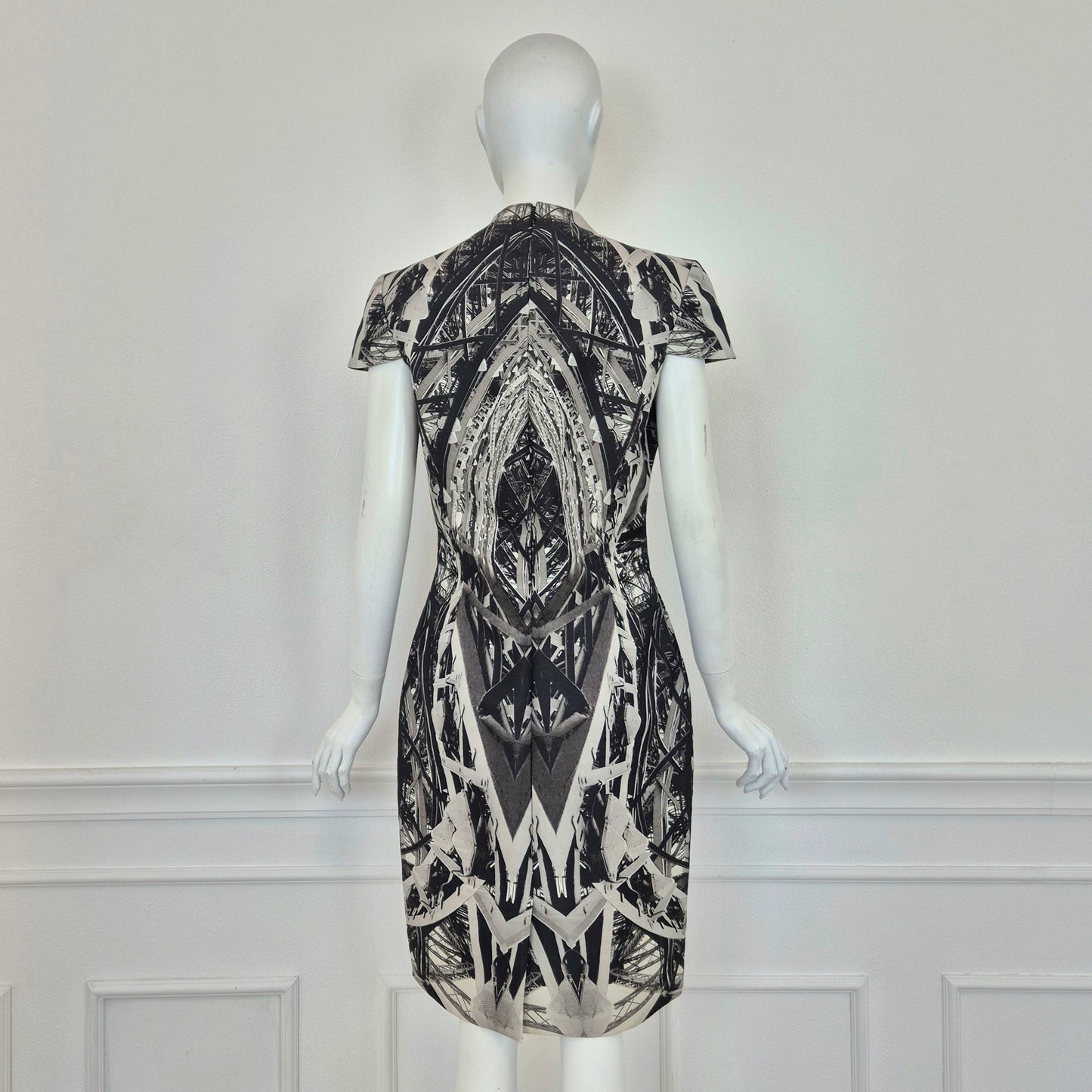 Alexander McQueen | Abito Eiffel Tower print SS 2009