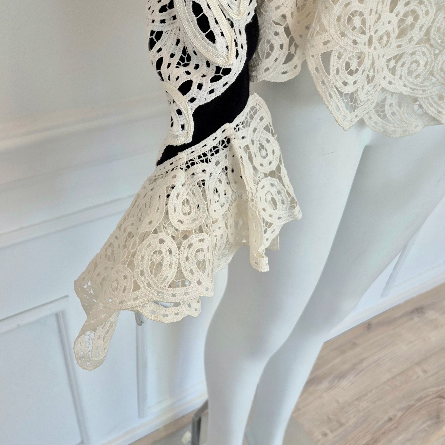 Gianfranco Ferré | Top in lana con inserti in pizzo fw 1988