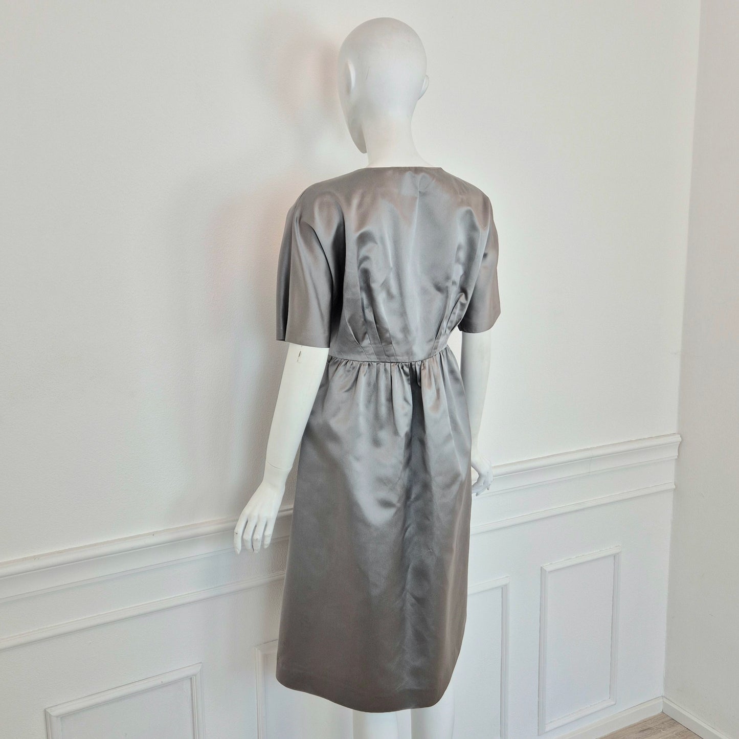 Prada | Abito in seta grigio perla SS 2007