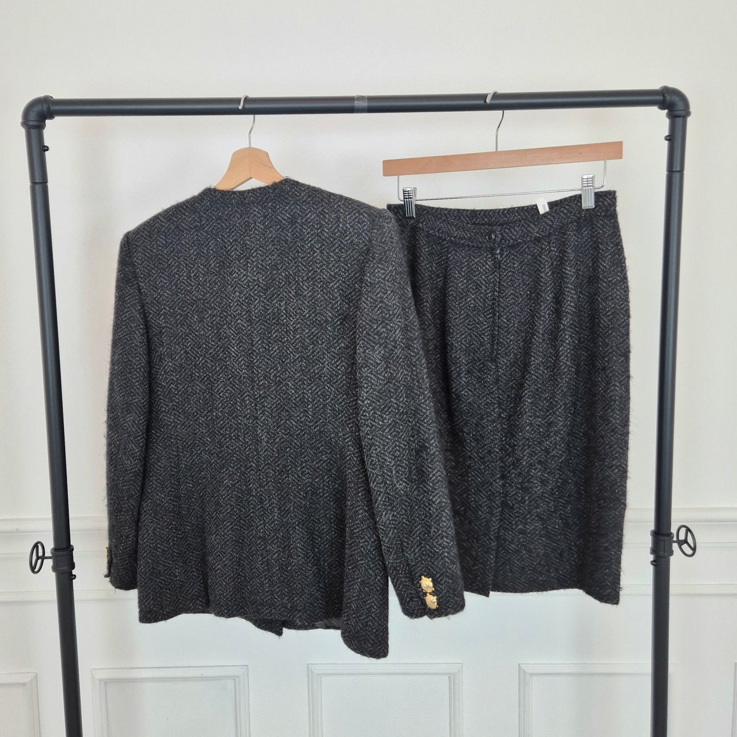 Valentino | Tailleur giacca gonna bottoni tartaruga