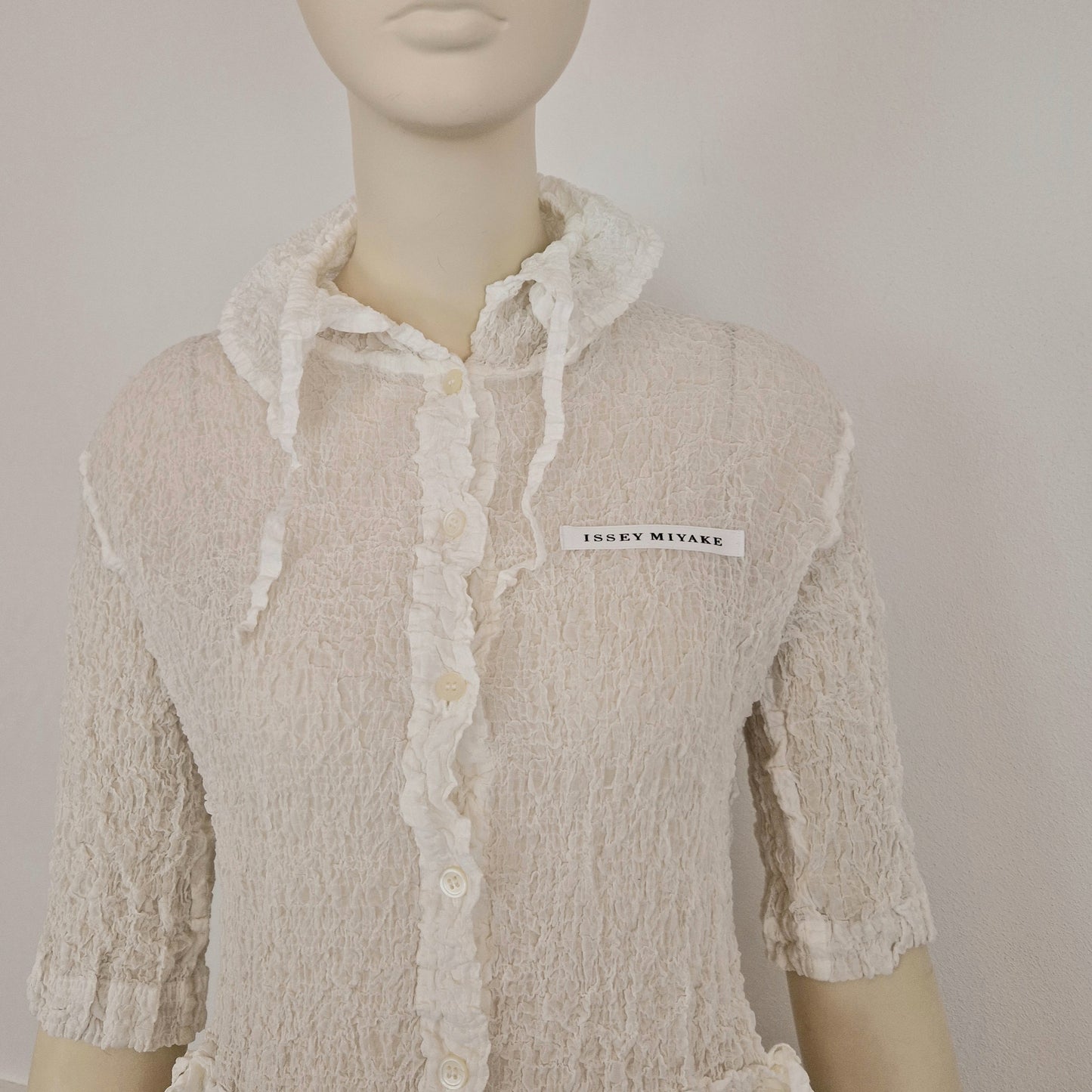 Camicia bianca Issey Miyake