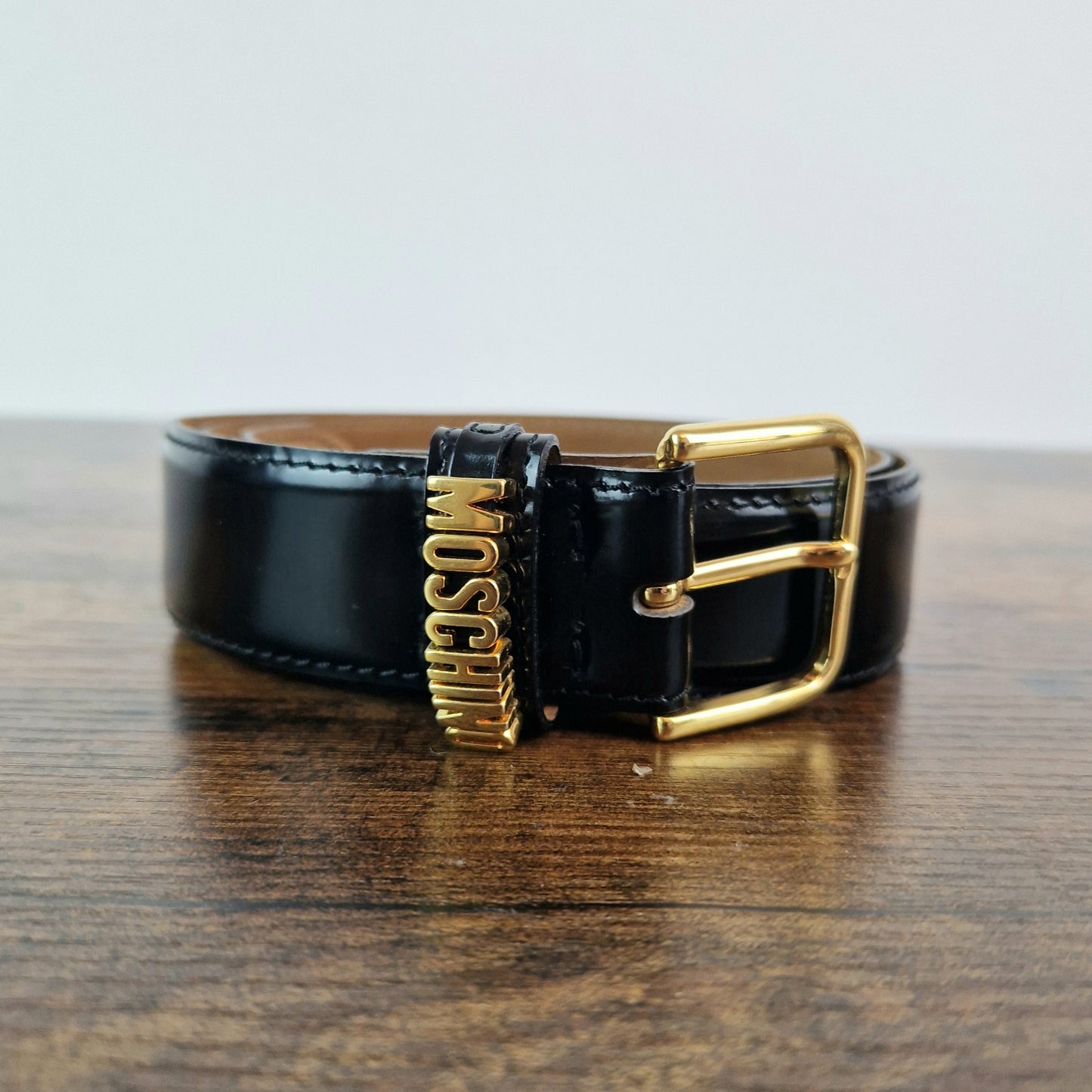 Cintura Moschino vernice nera