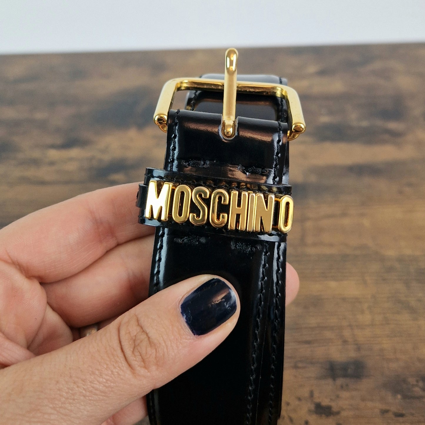 Cintura Moschino vernice nera