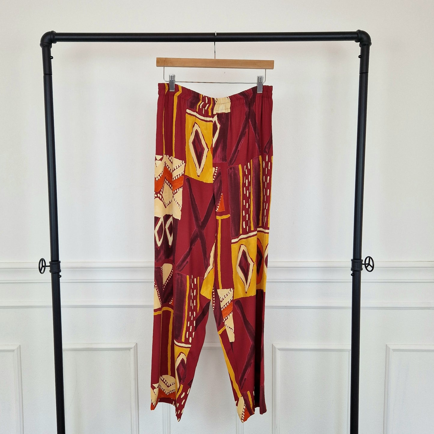 Pantaloni anni '90 rossi fantasia