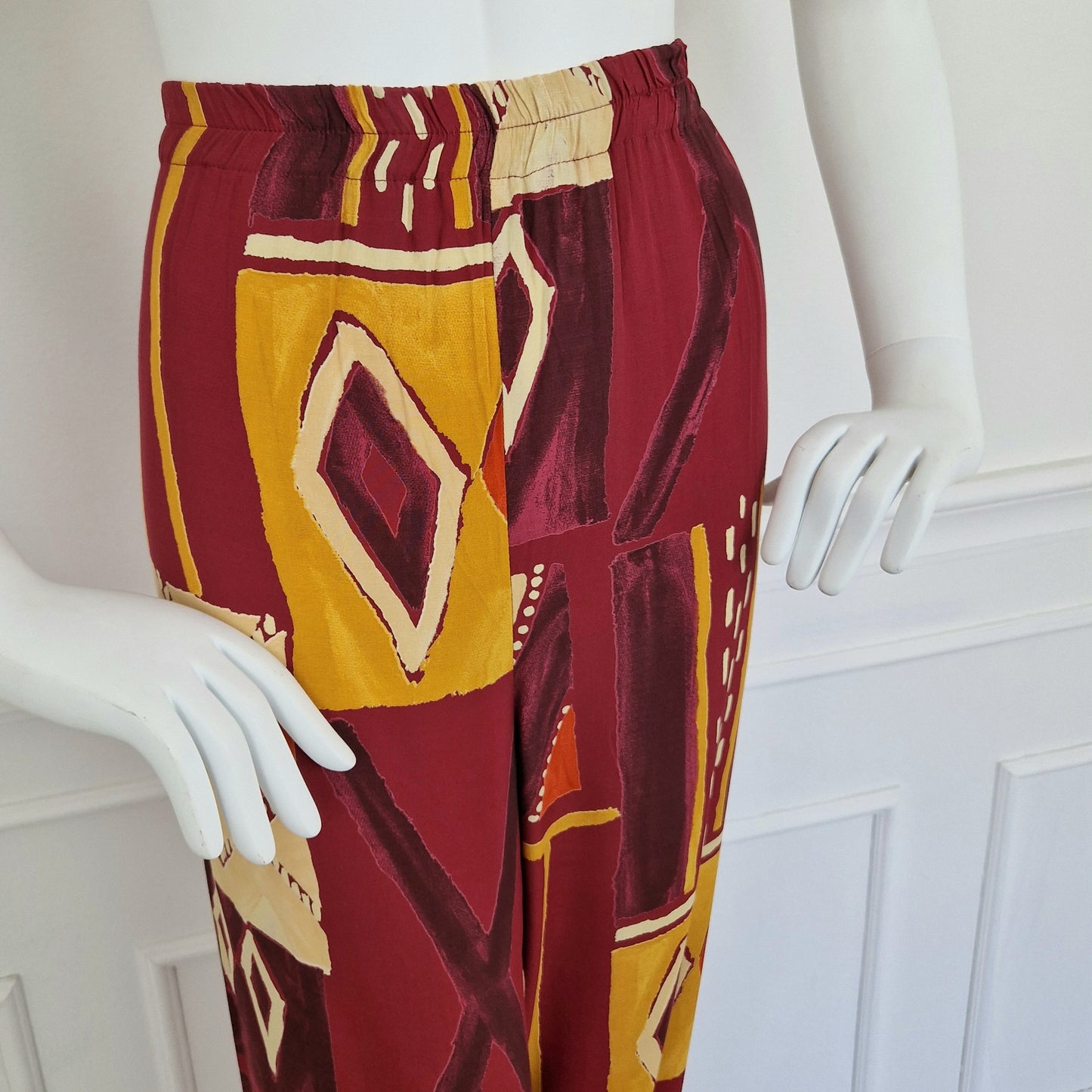 Pantaloni anni '90 rossi fantasia