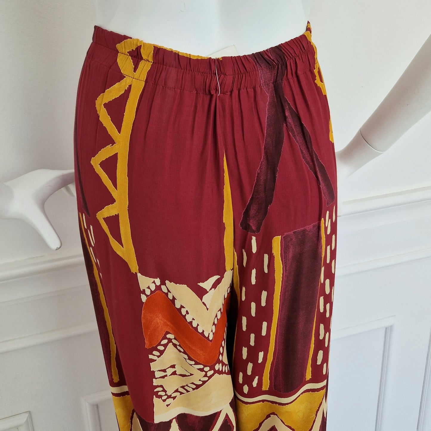 Pantaloni anni '90 rossi fantasia