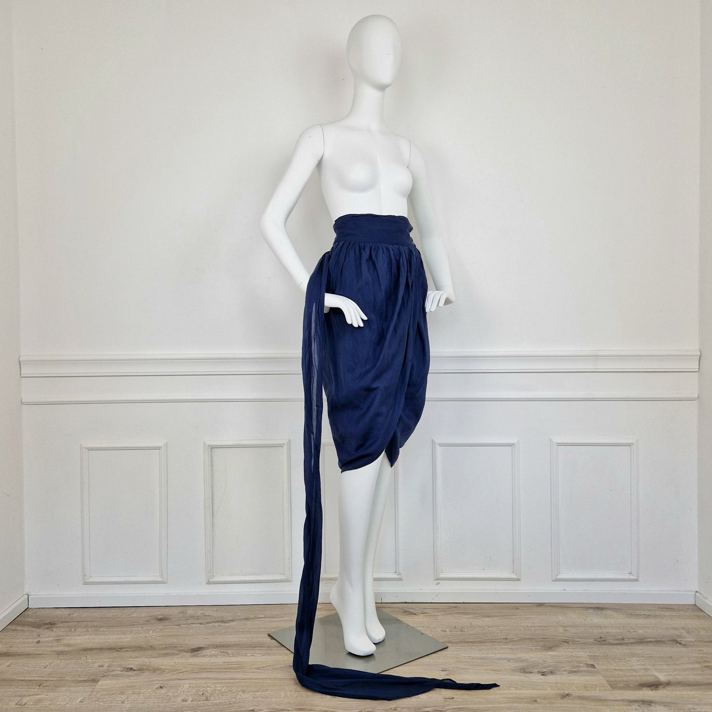 Gonna Romeo Gigli blu anni '80