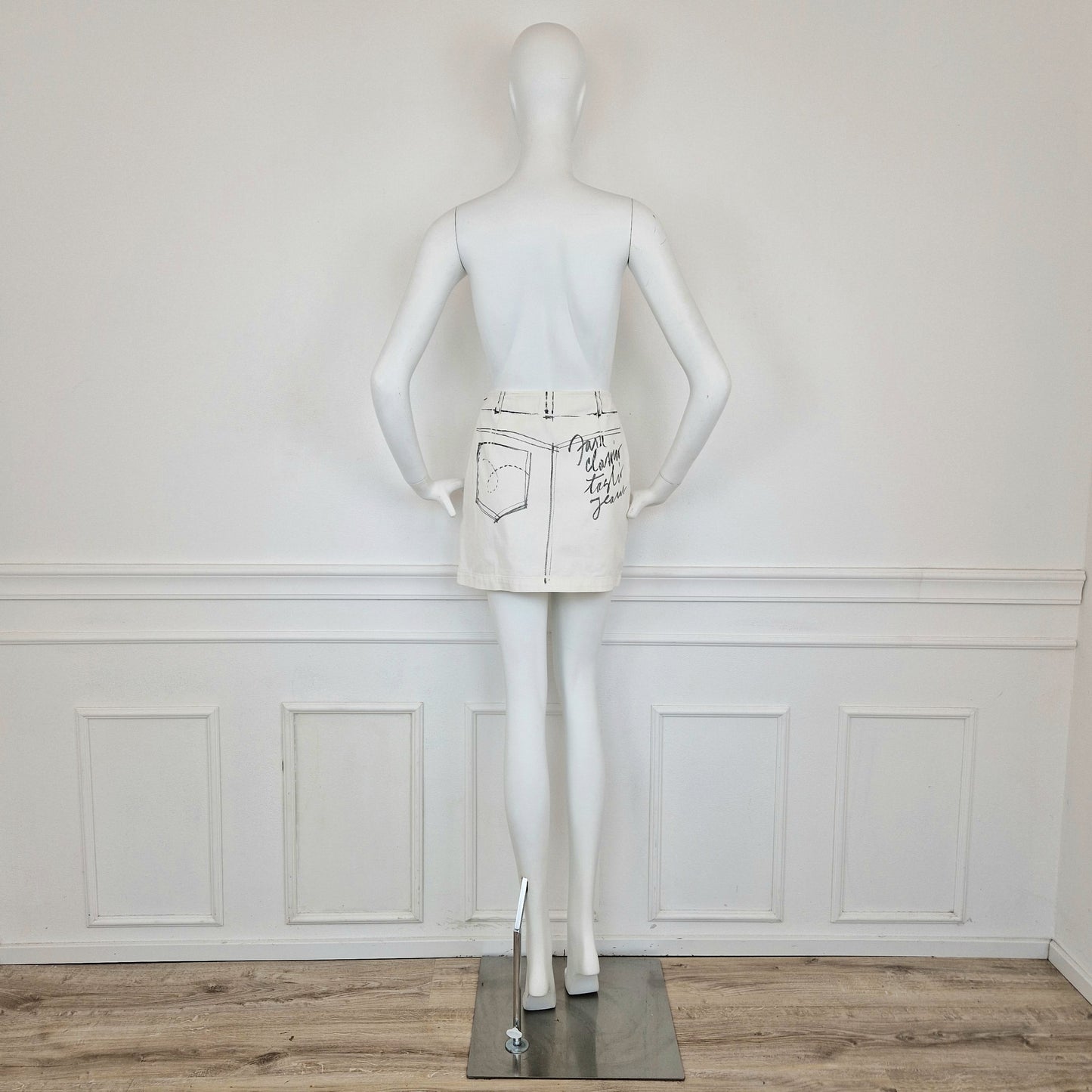 Minigonna Moschino bianca scritte