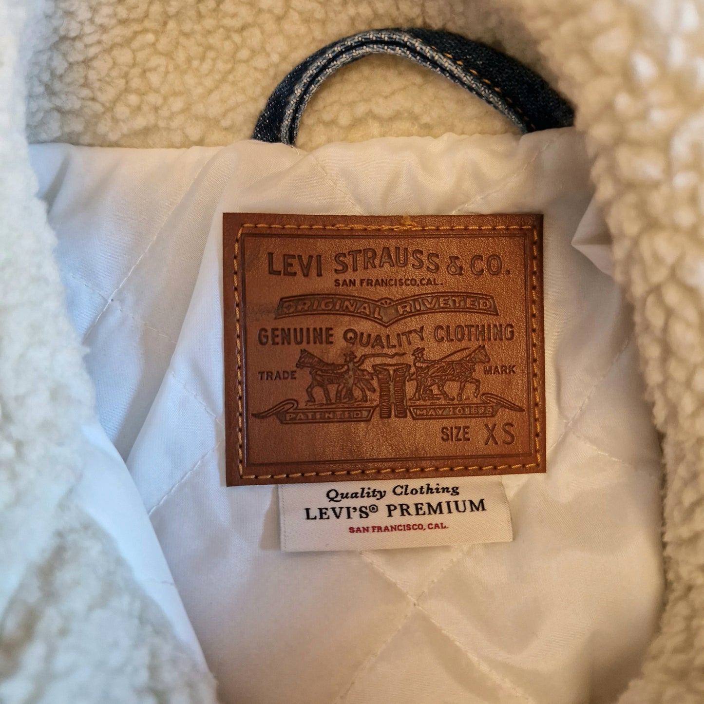 Sherpa Levi's