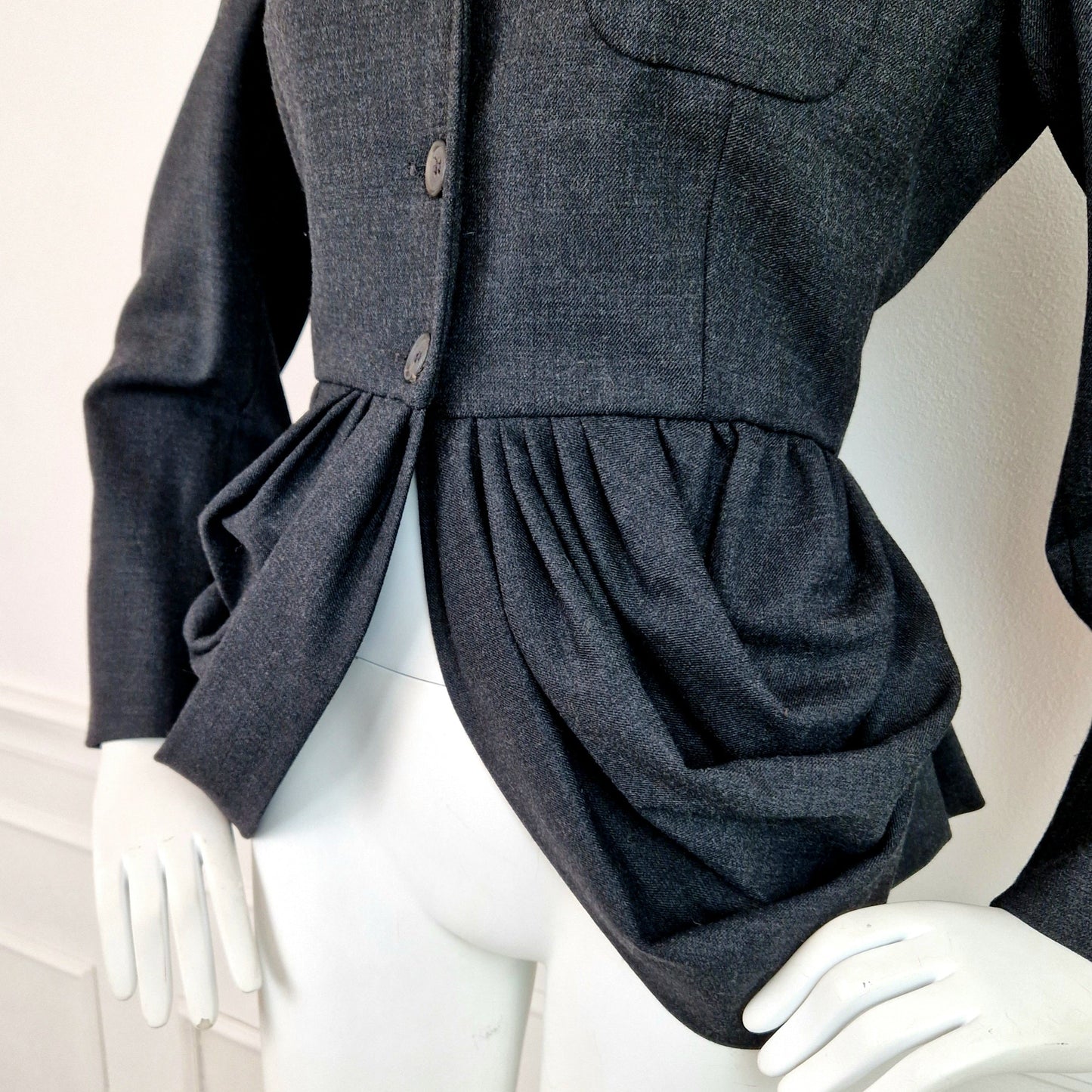 Giacca Romeo Gigli grigia inverno 1995