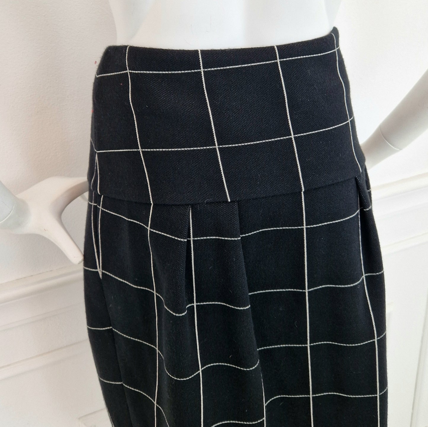 Gonna Moschino nera e bianca