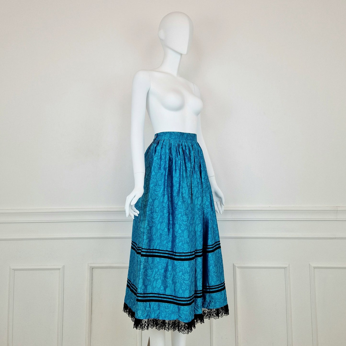 Gonna vintage seta azzurra