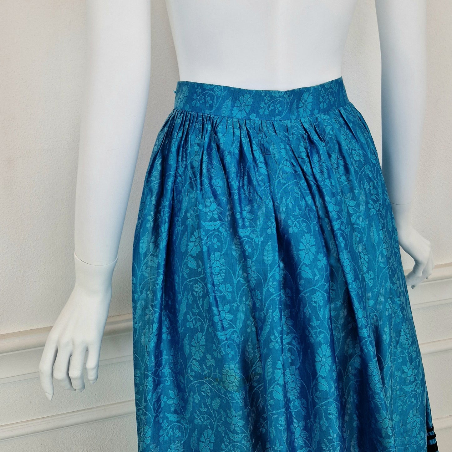 Gonna vintage seta azzurra
