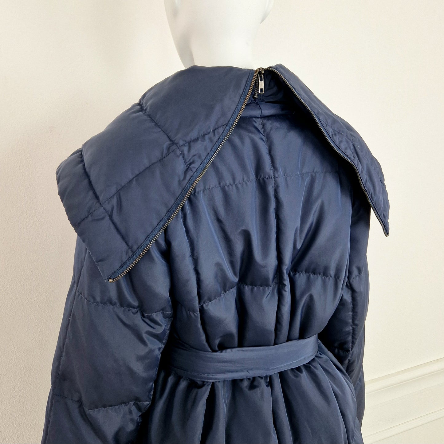 Piumino Romeo Gigli blu con cappuccio