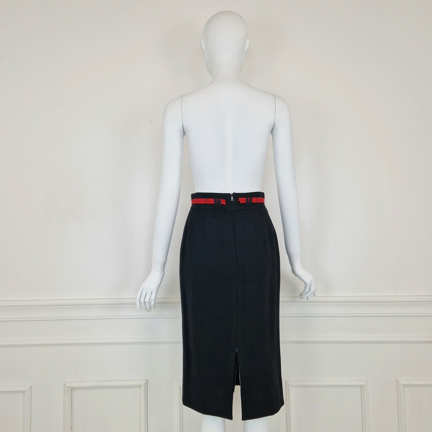 Gonna Prada linea rossa lana nera