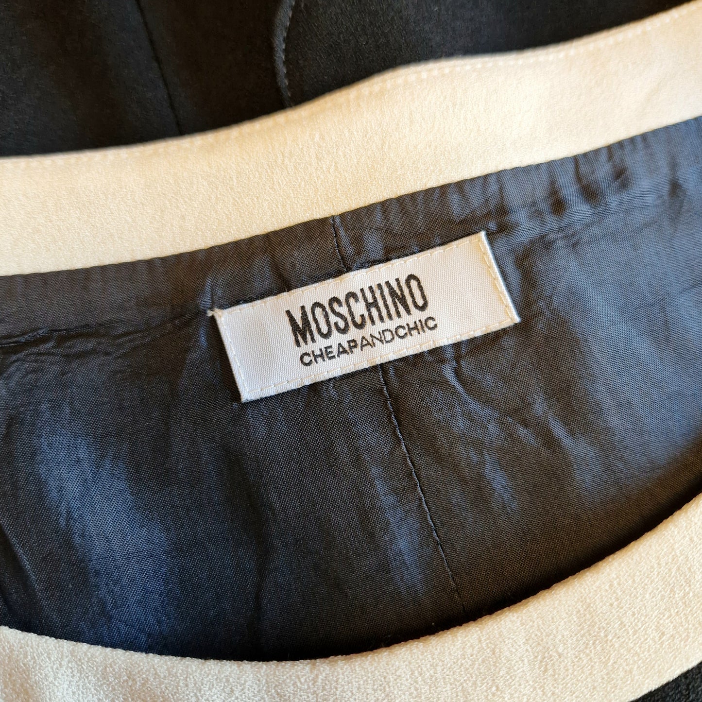 (Copia) Abito Moschino "Let's twist again"