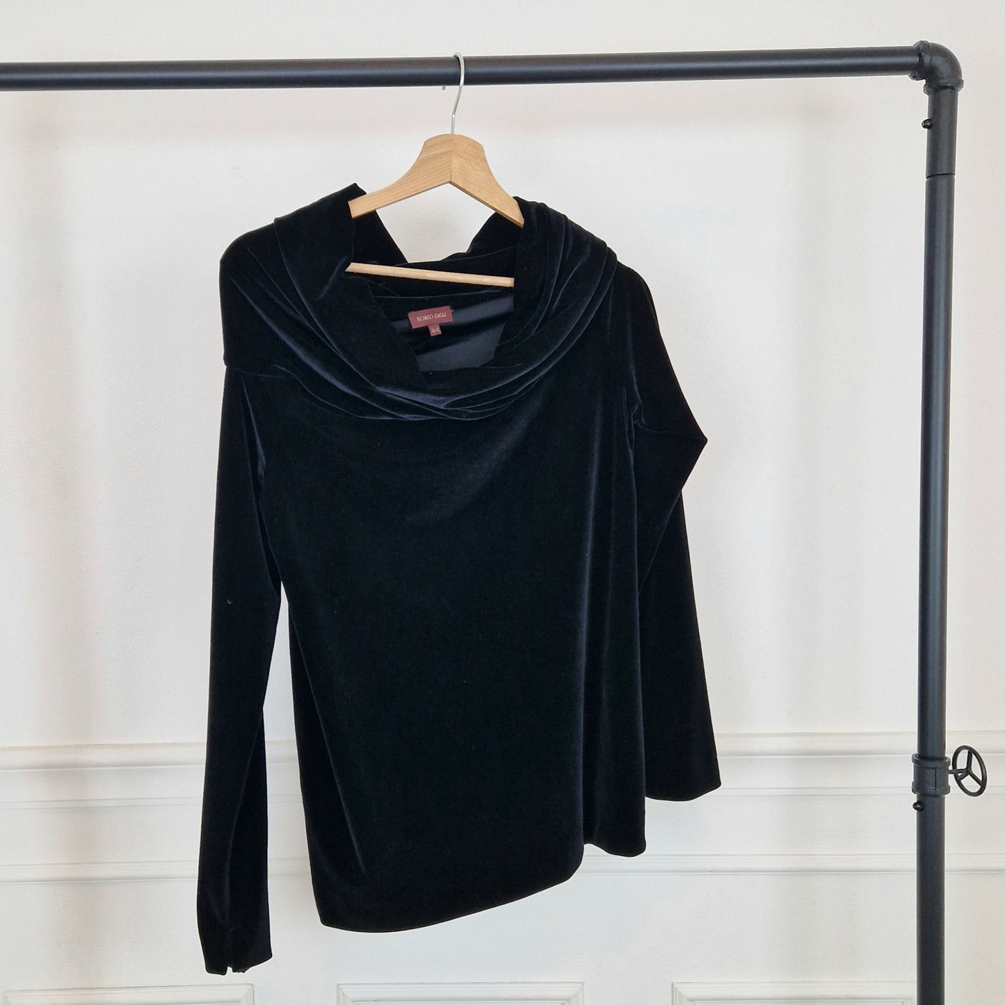 Top Romeo Gigli velluto nero