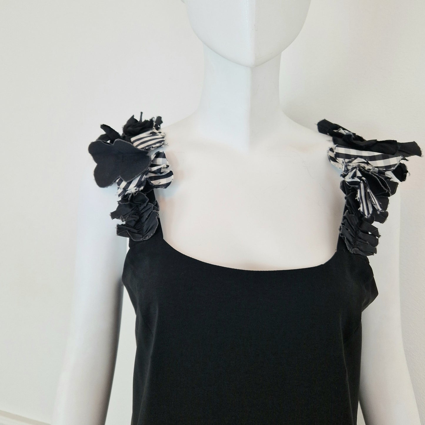 Abito Comme des Garçons spalline fiori