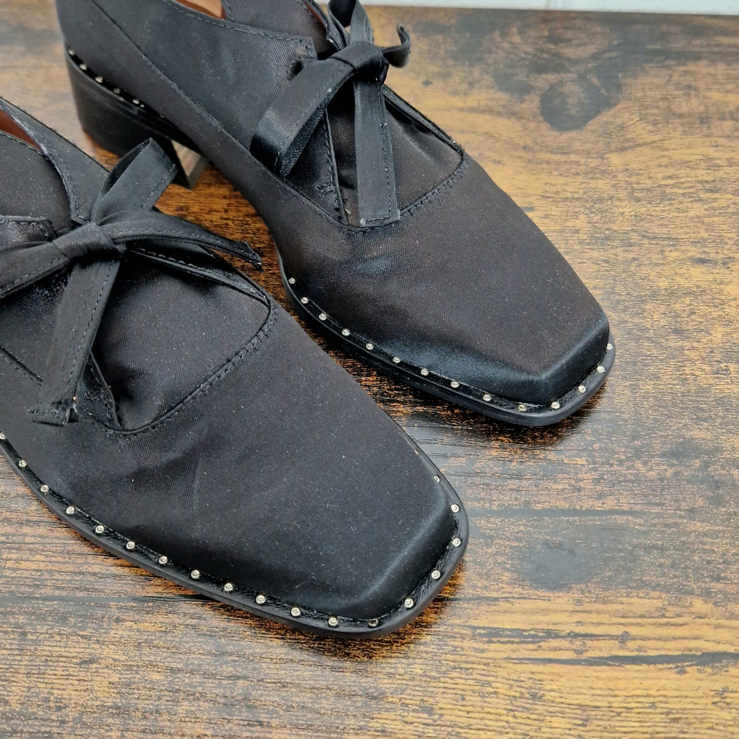 Scarpe Romeo Gigli raso nero