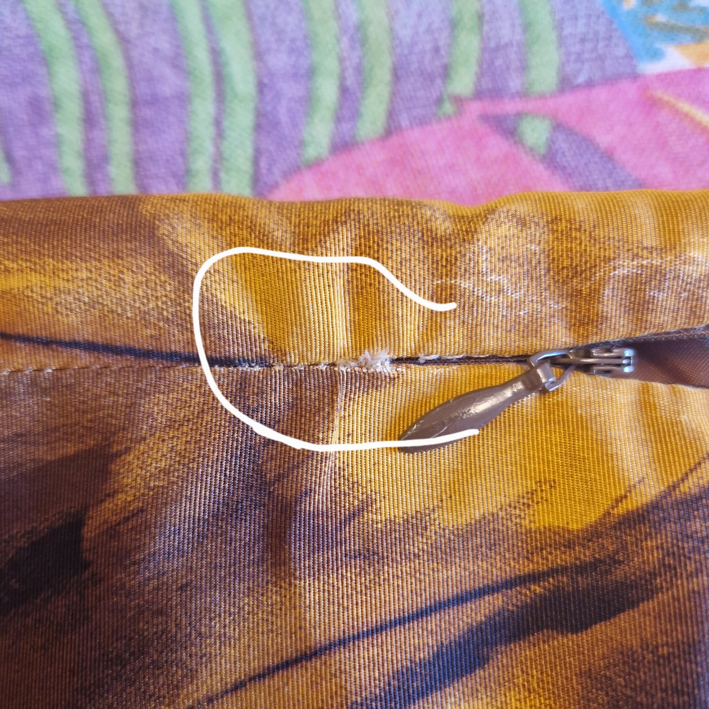 Minigonna Prada piume ss 2005