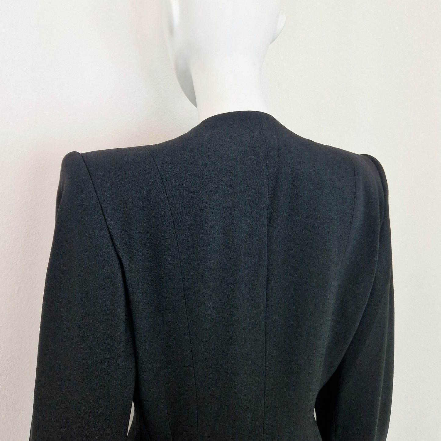 Norma Kamali | Giacca vintage con fiori applicati 1988