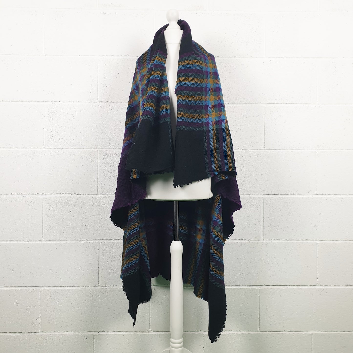 Stola / maxi sciarpa Ungaro