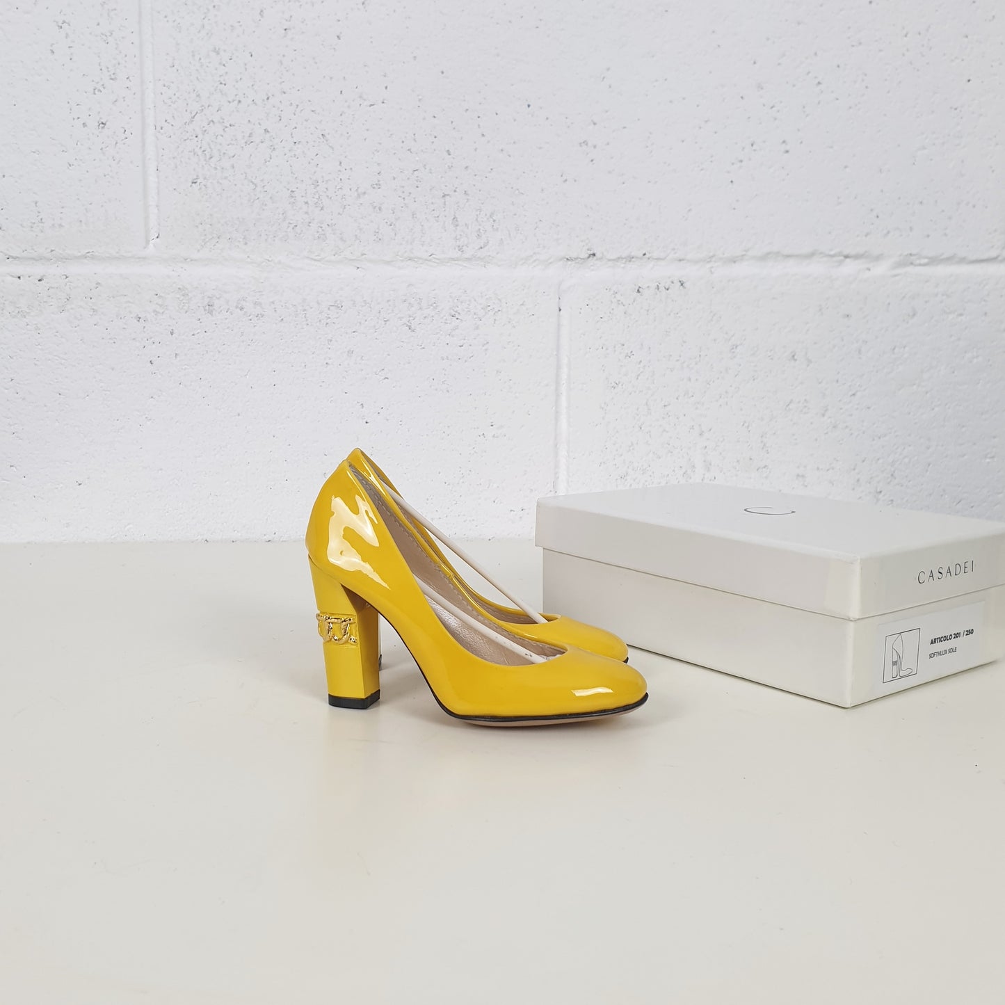 Casadei miniature chain