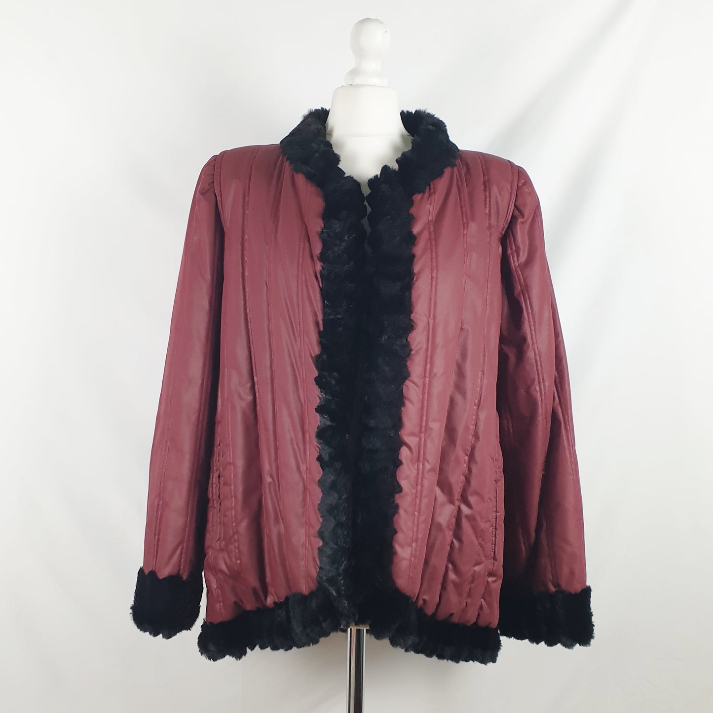 Giacca Yves Saint Laurent pelo ecologico