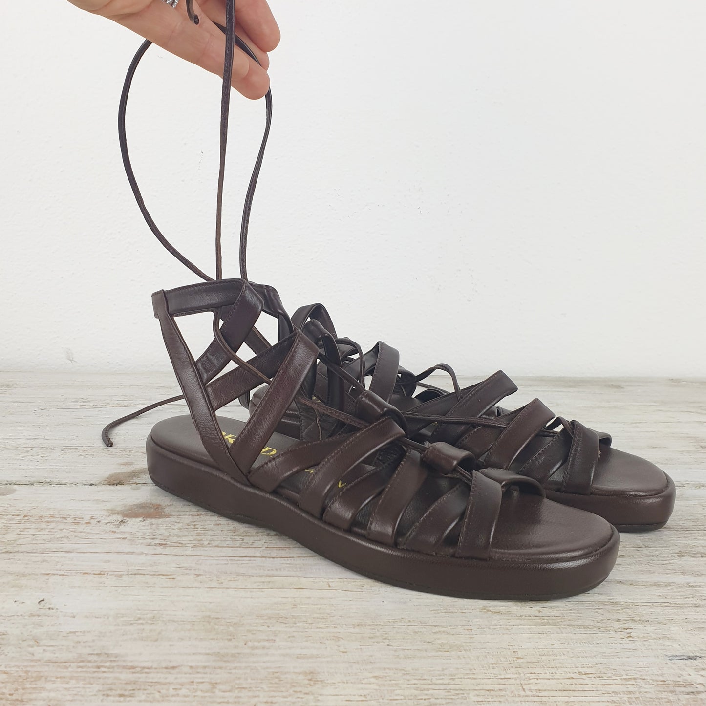 sandali Prada pelle marrone