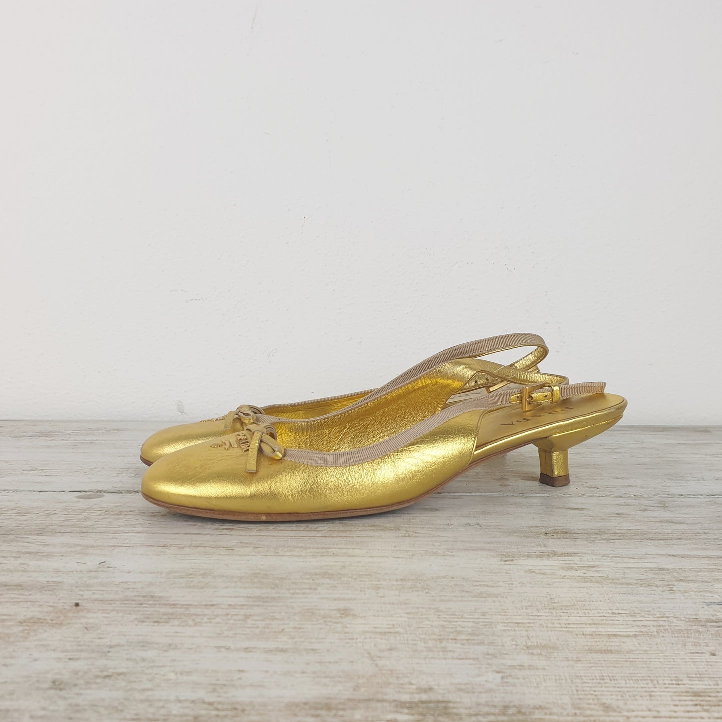 Slingback Prada pelle oro nr.39