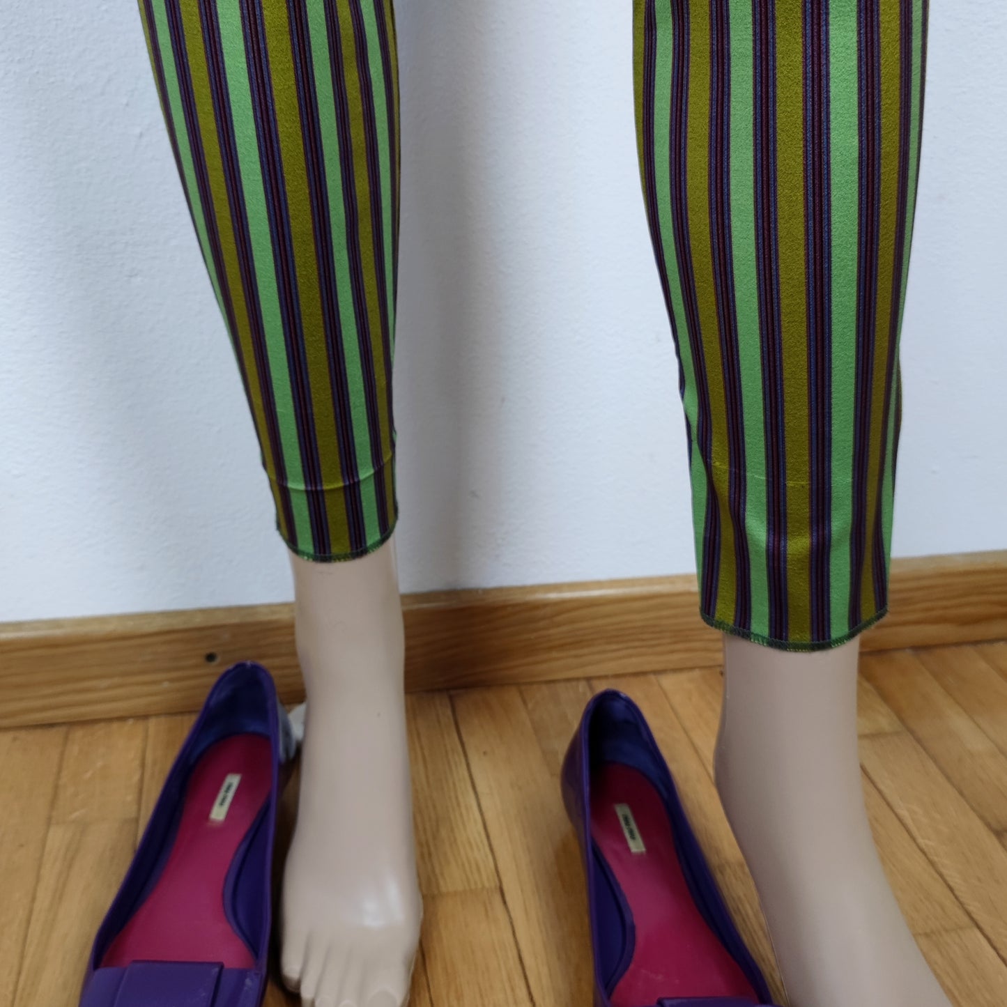 Pantaloni a righe Romeo Gigli vita altissima