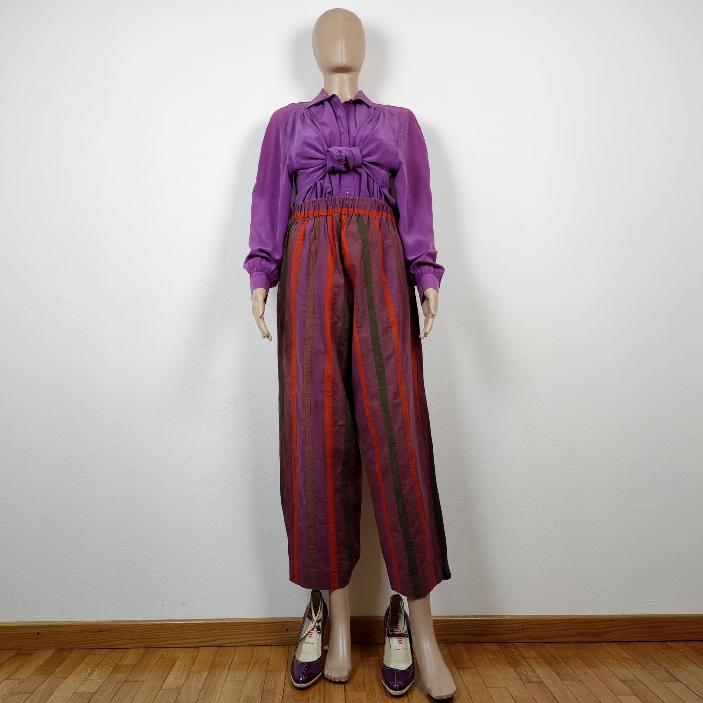 Pantaloni Romeo Gigli rigoni verticali viola