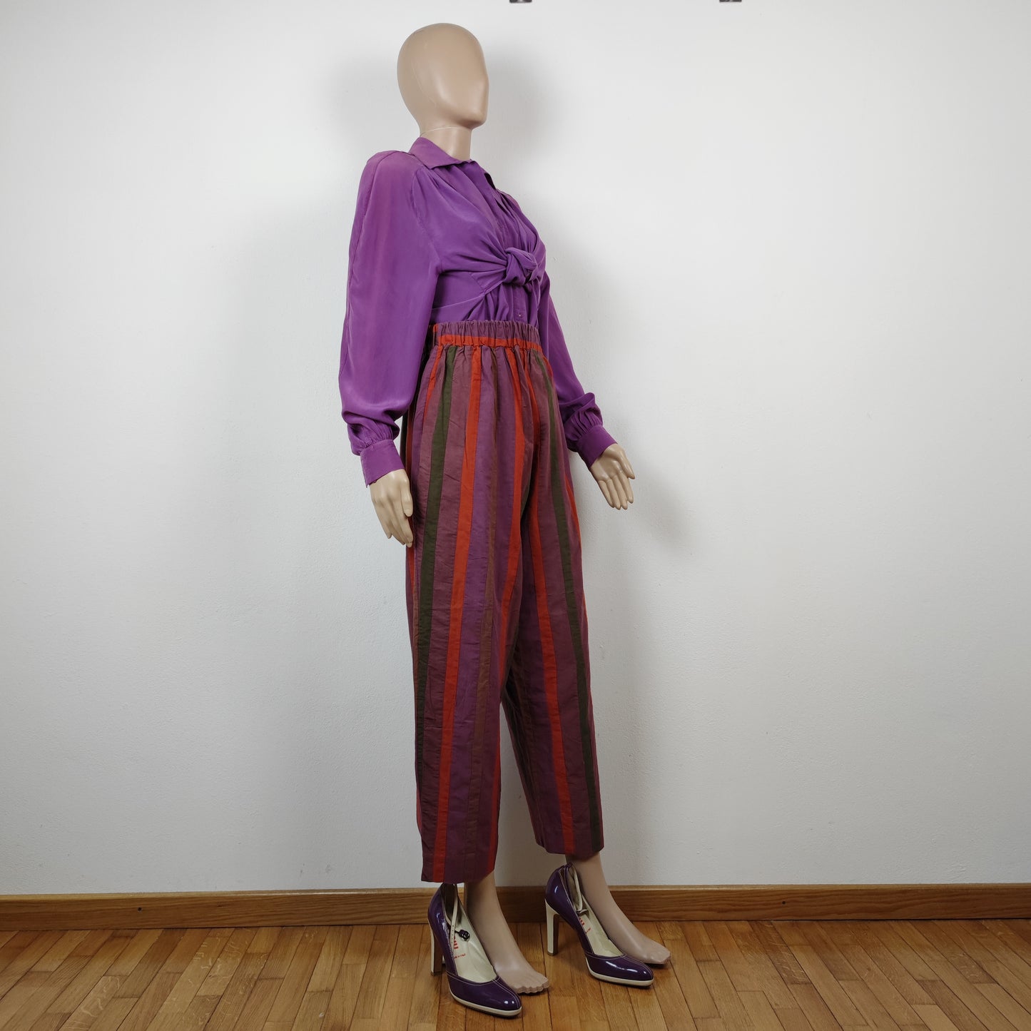 Pantaloni Romeo Gigli rigoni verticali viola