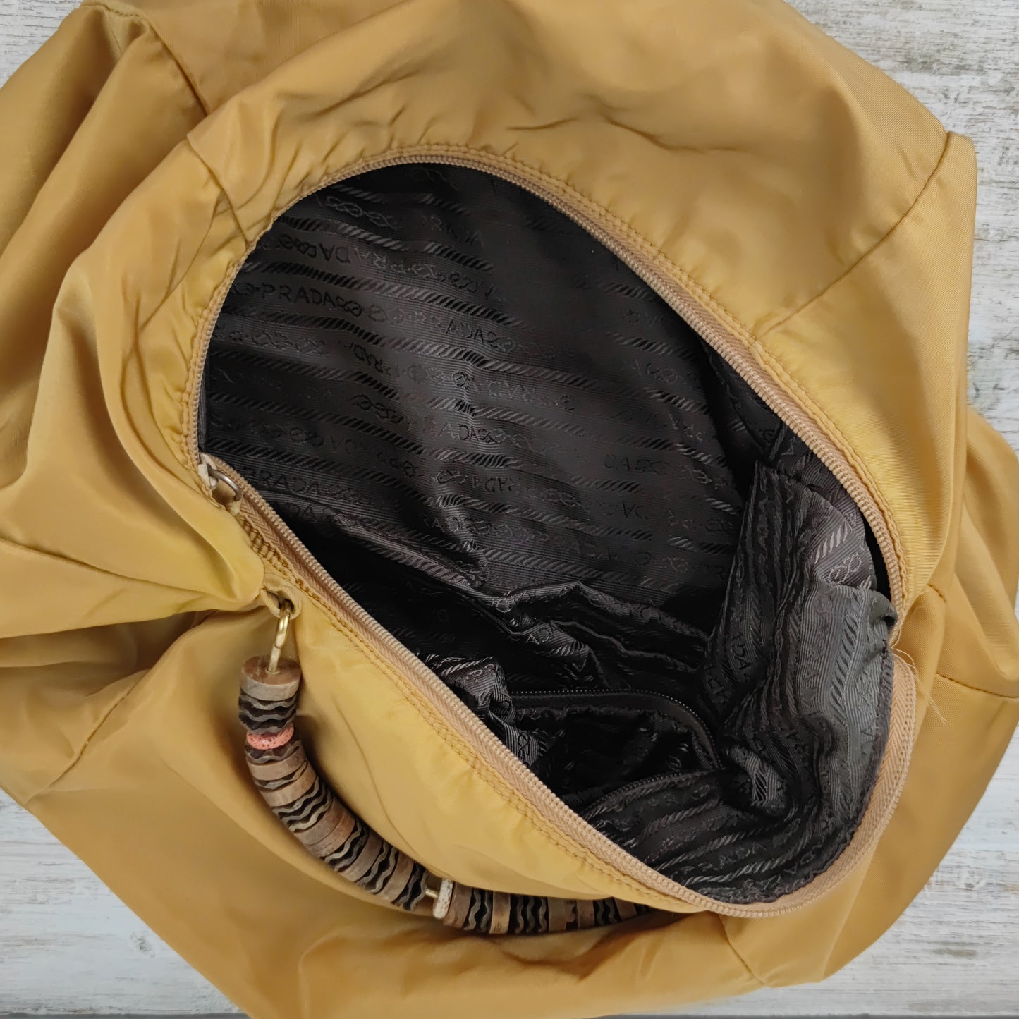 Borsa Prada nylon ocra