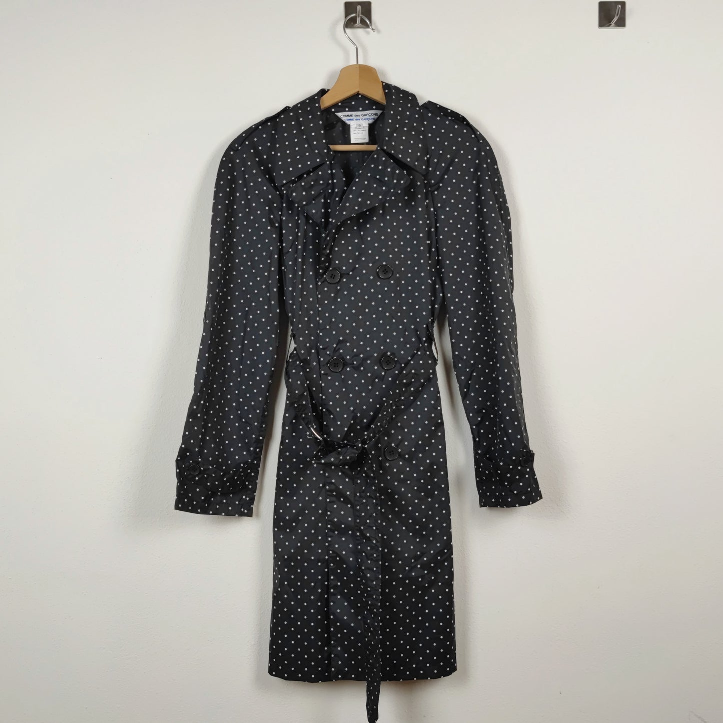 impermeabile Comme des Garcons a pois