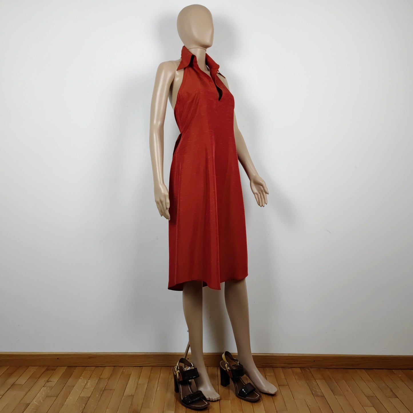 abito Gigli con schiena scoperta e scollo all'americana