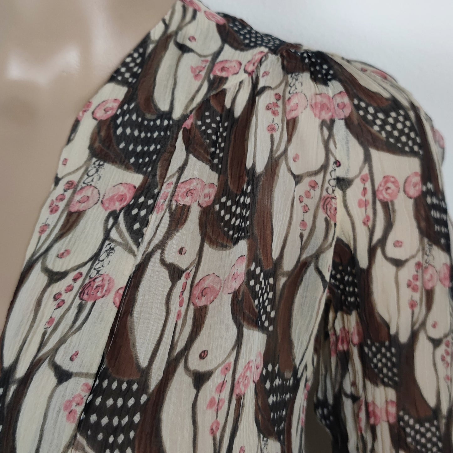 blusa Prada da collezione - naked women