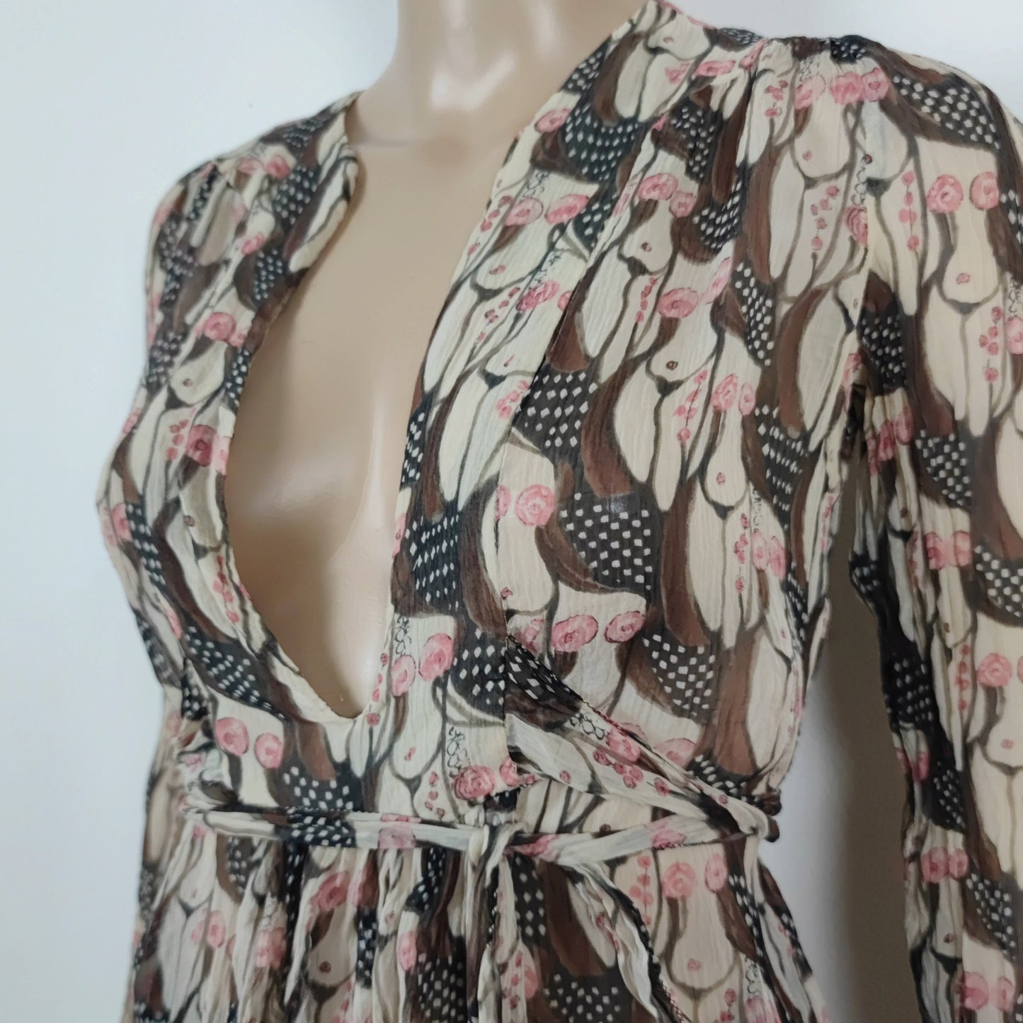 blusa Prada da collezione - naked women