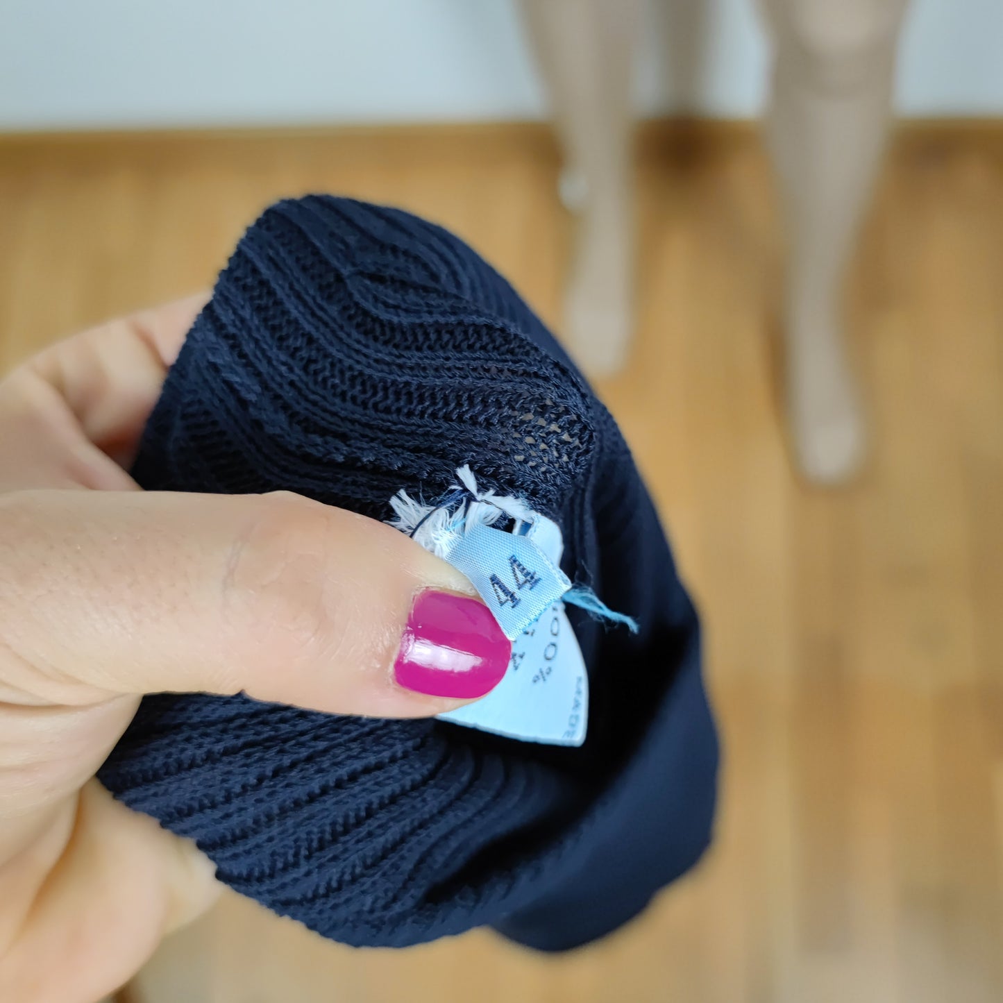Completo in maglia di seta - top e gonna
