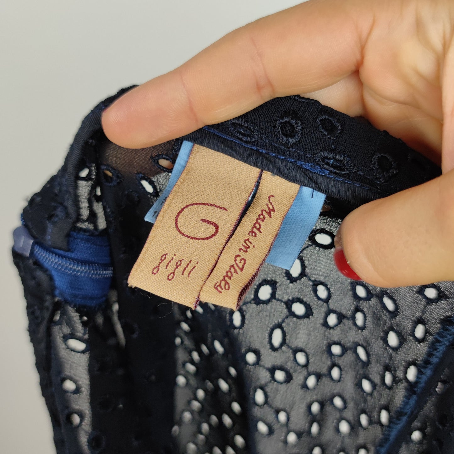 pantaloni neri traforati Romeo Gigli