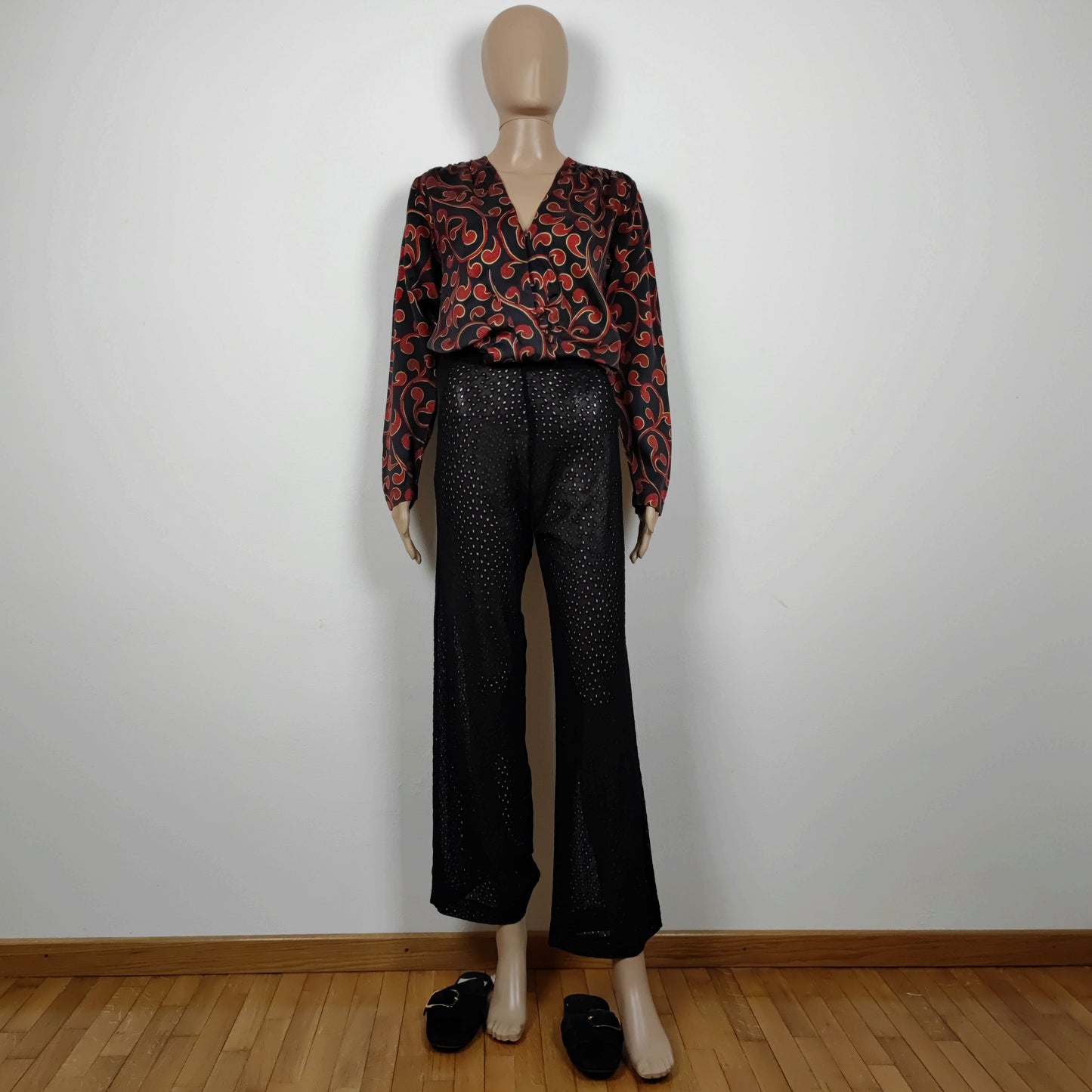 pantaloni neri traforati Romeo Gigli