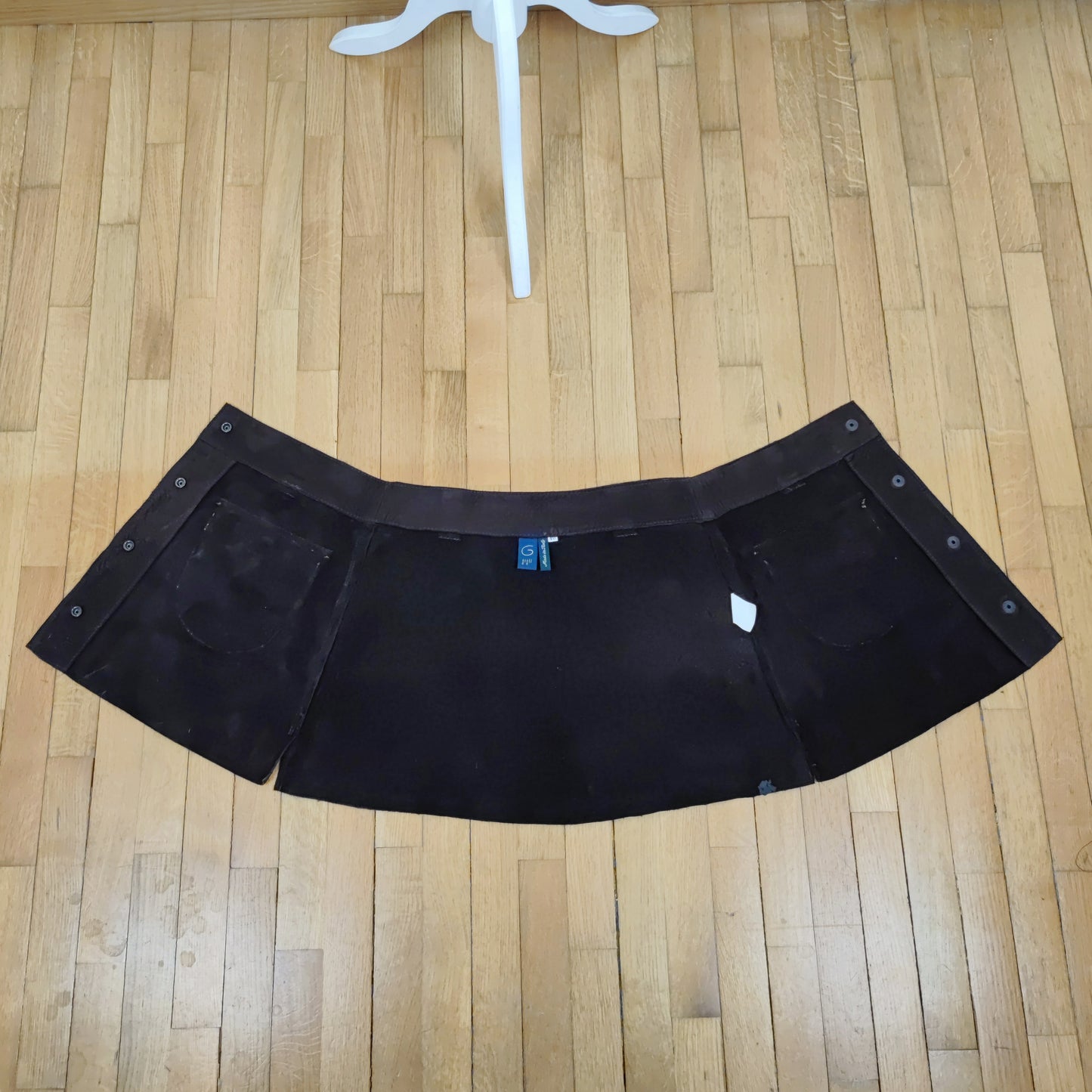 Minigonna in pelle G di Romeo Gigli