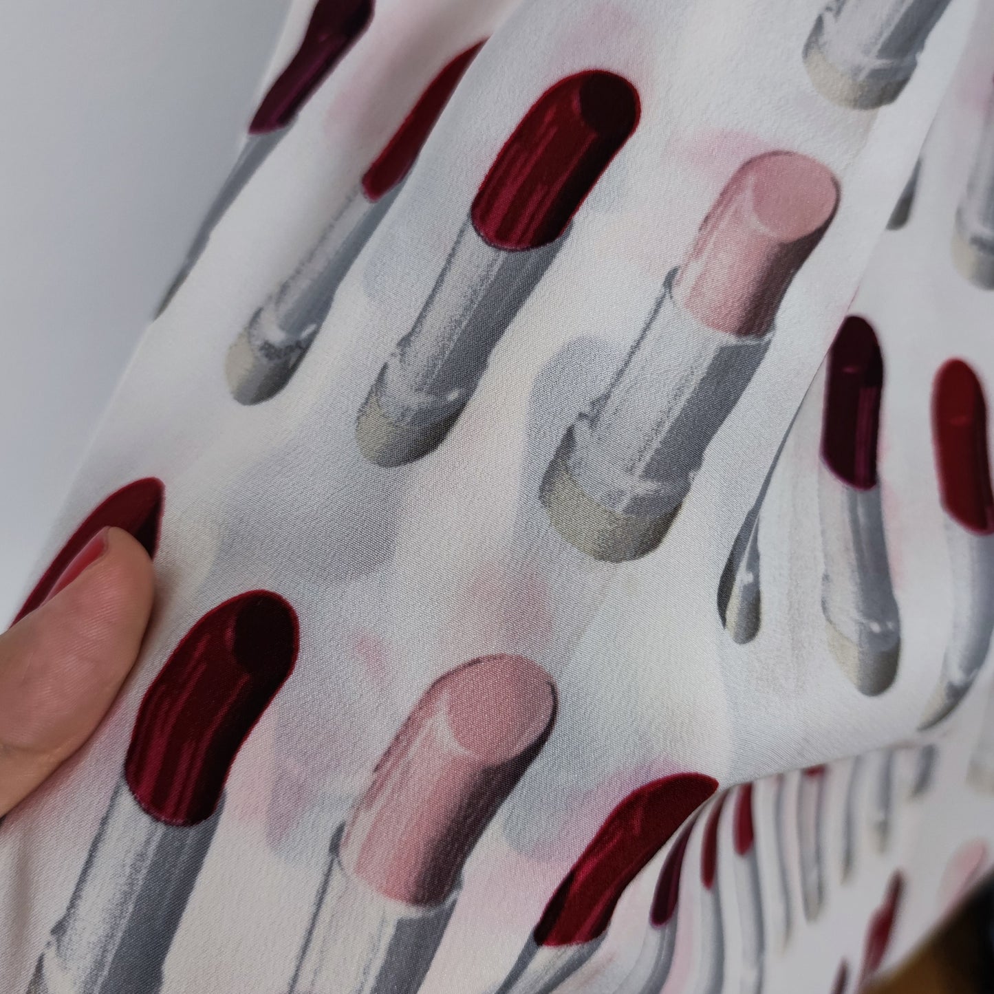 gonna Prada lipstick