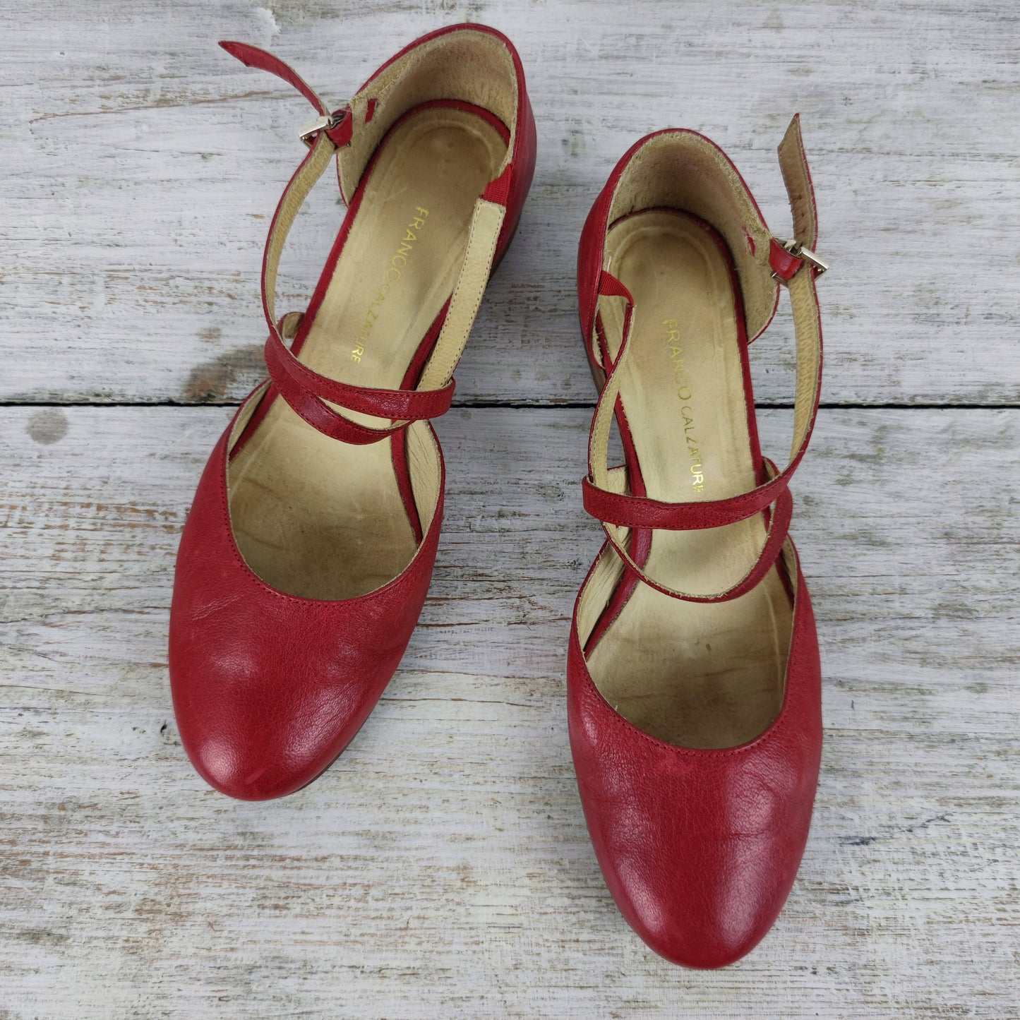 ballerine in pelle rossa con incrocio