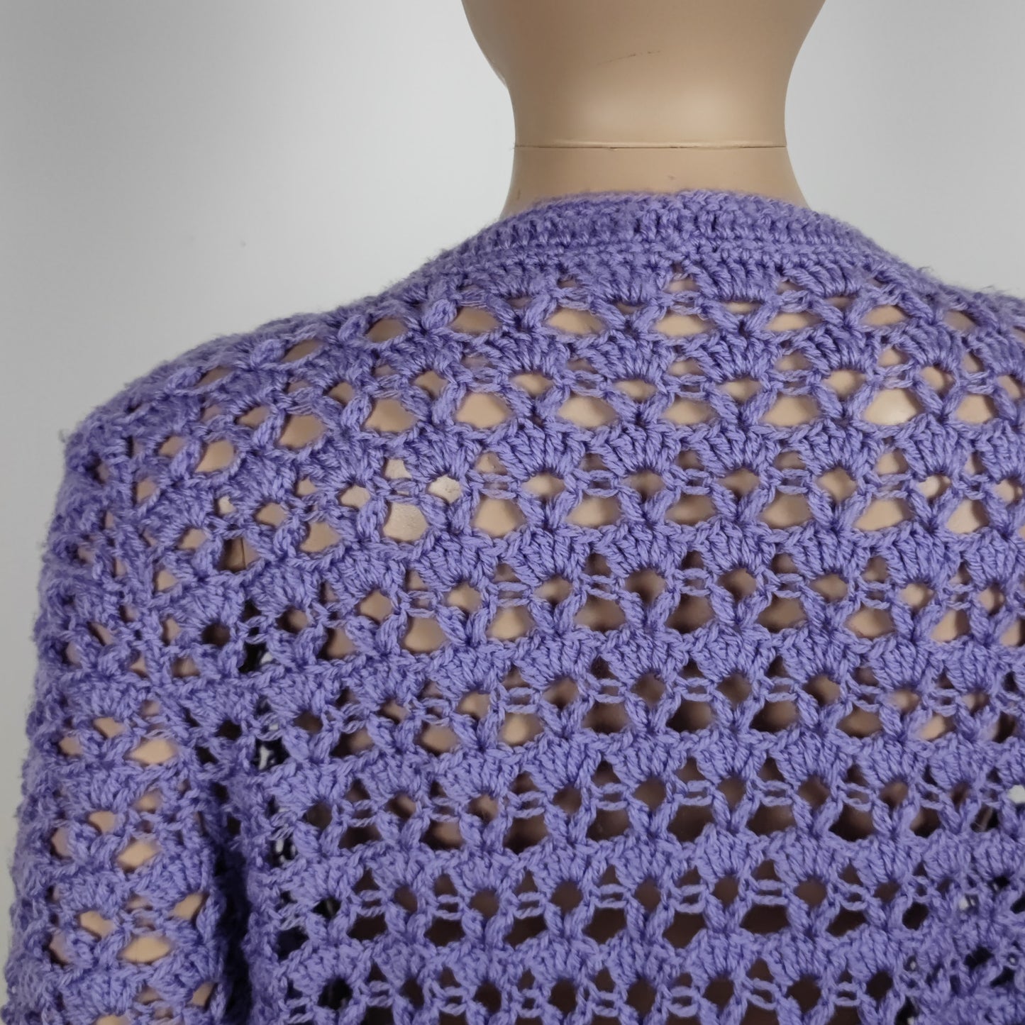 Maglione lilla traforato