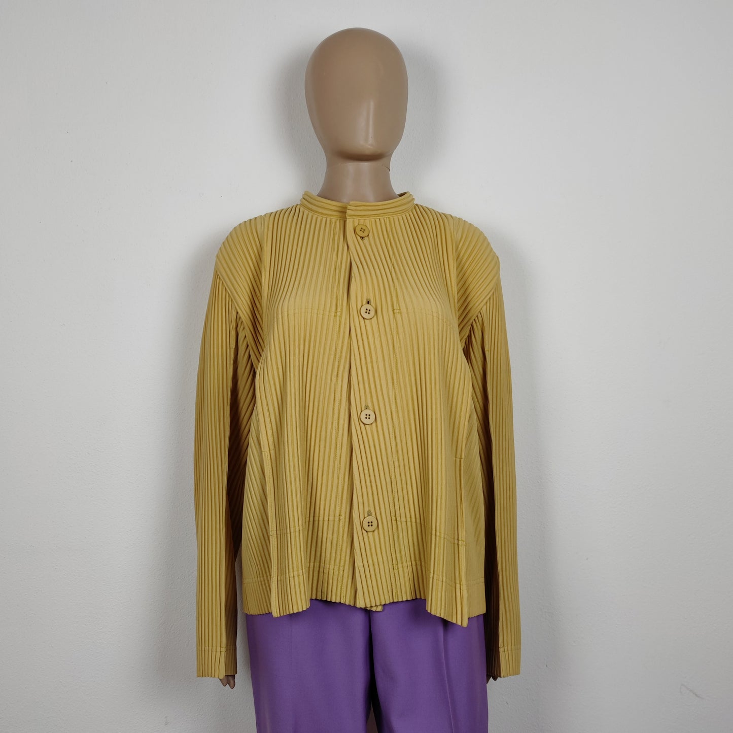 Giacca Homme Plissé Issey Miyake gialla
