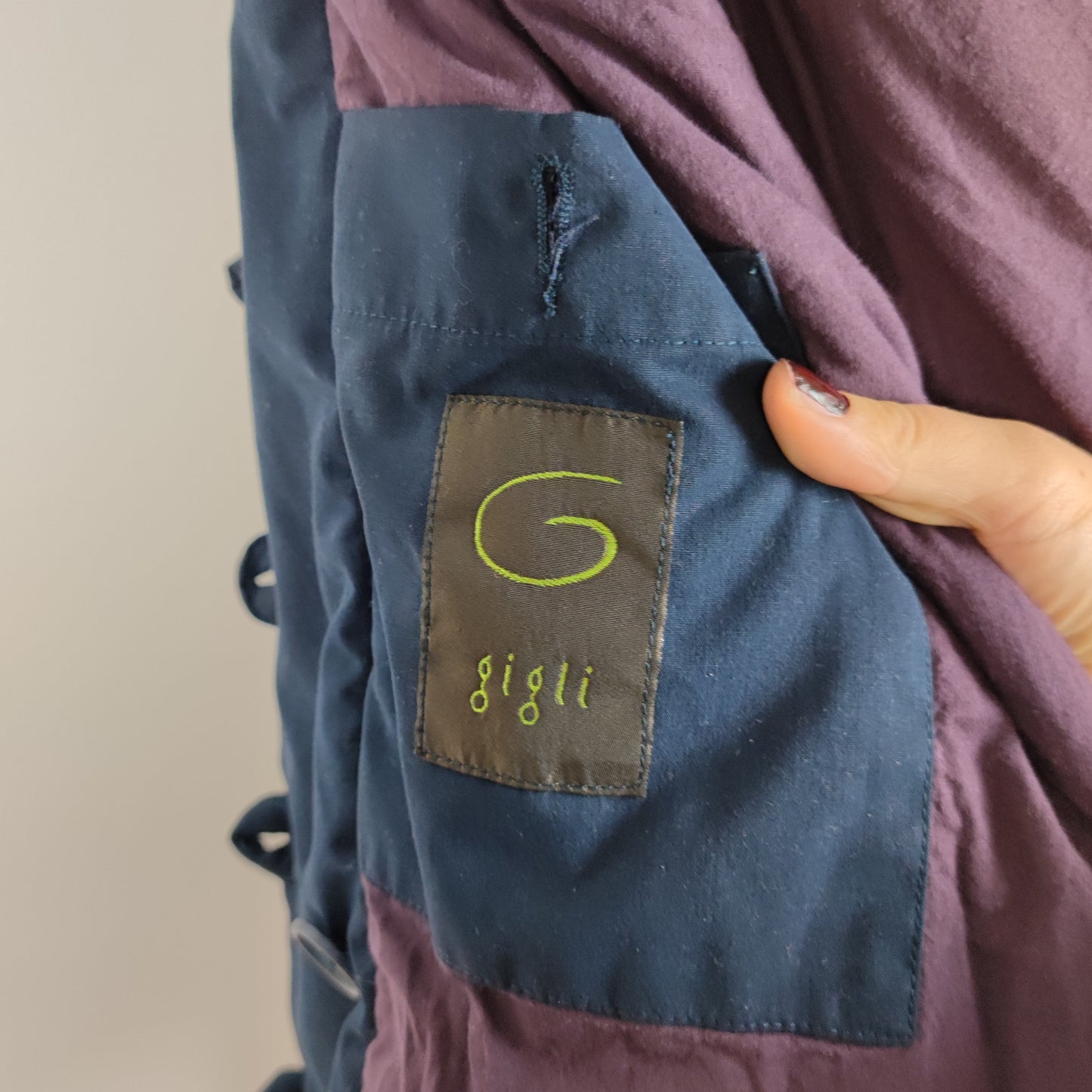 Piumino blu G di Romeo Gigli