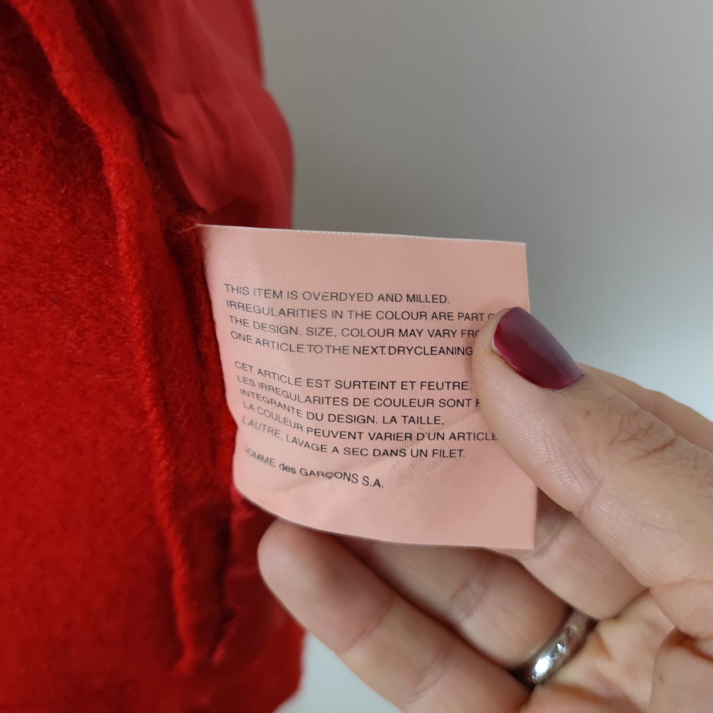 Giacca rossa con fiocchi Comme des Garçons